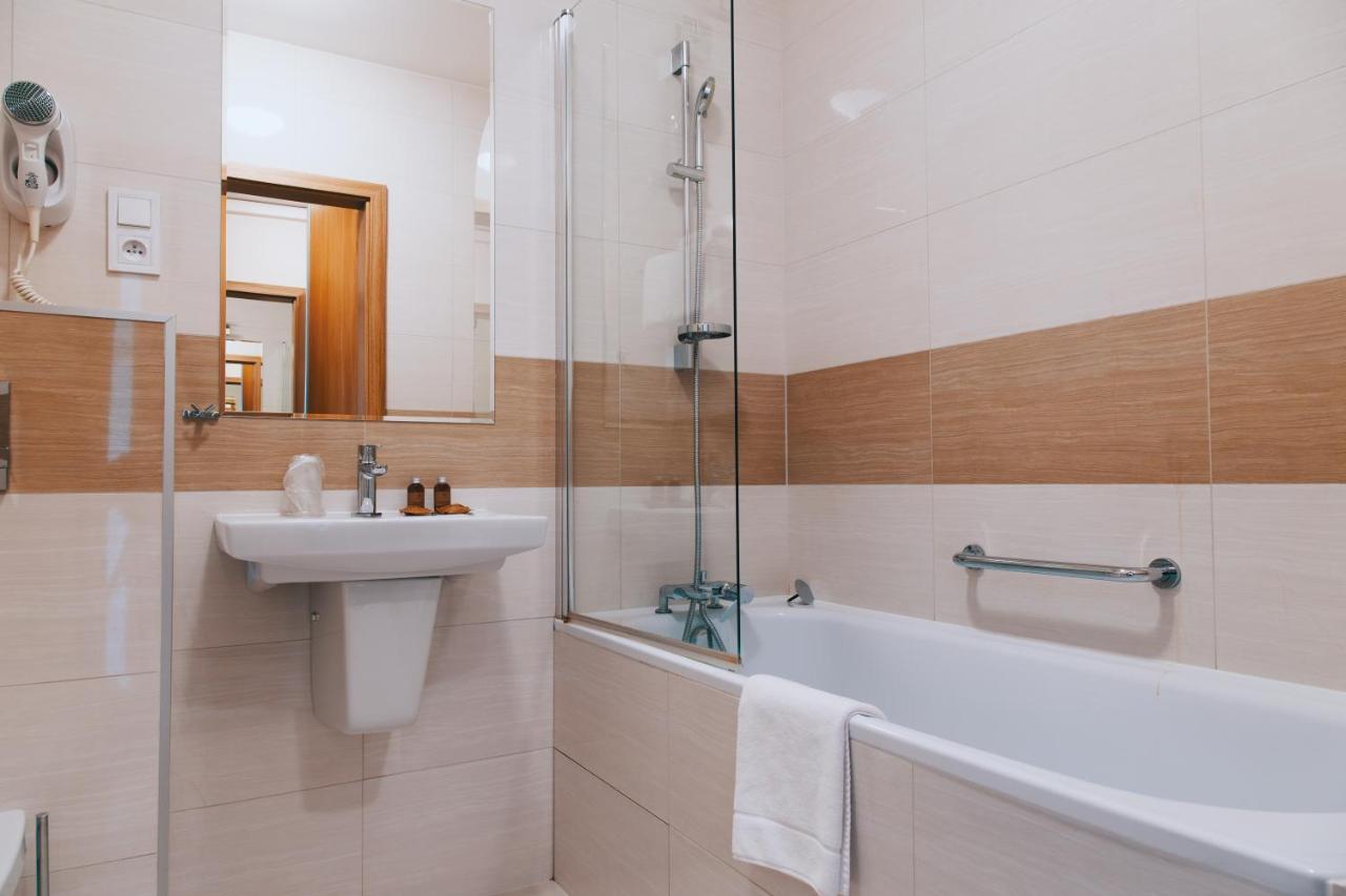 Hotel Poleczki Warsaw Airport المظهر الخارجي الصورة
